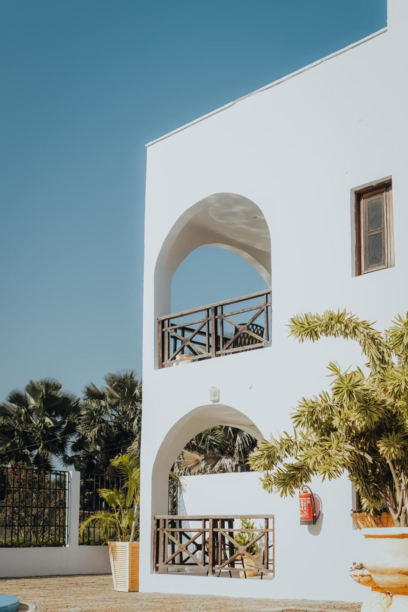 Harmony Resort Boutique Hotel Banjul Exterior foto